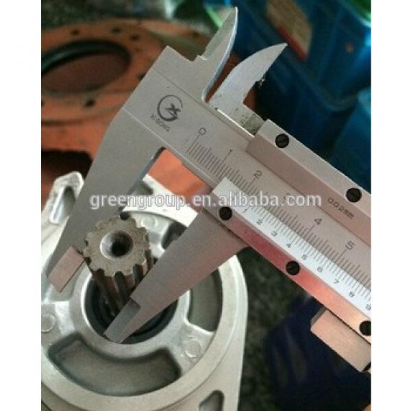 PC40-6 main pump 705-41-08090,705-41-08010 excavator gear pump,PC40-7 PC40 pump,705-22-40070,705-51-30170,705-52-30240 #1 image