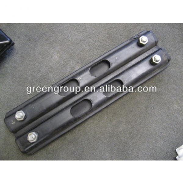 BOLT ON RUBBER TRACK PAD,EXCAVATOR RUBBER 600mm,450mm,400mm,Doosan,Daewoo,Hyundai,Volvo,Sumitomo,Samsung,Kubota, #1 image